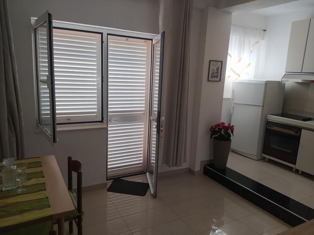 Apartmani Trubi 1 Vodice Exterior photo
